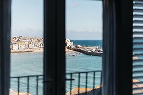 Harbour View House