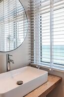 Harbour View House