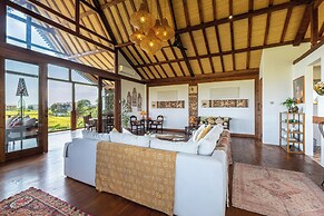 Casa Doreena by Betterplace