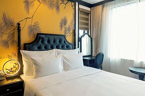 D'Lux Hotel