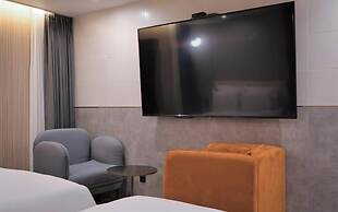 Suwon Hound Hotel