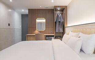 Suwon Hound Hotel