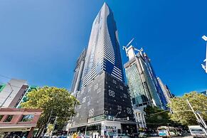 A Cozy & Modern 2BR Apartment, Fantastic Views