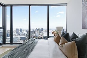 A Cozy 2BR Apt With Harbour Views, Free Parking