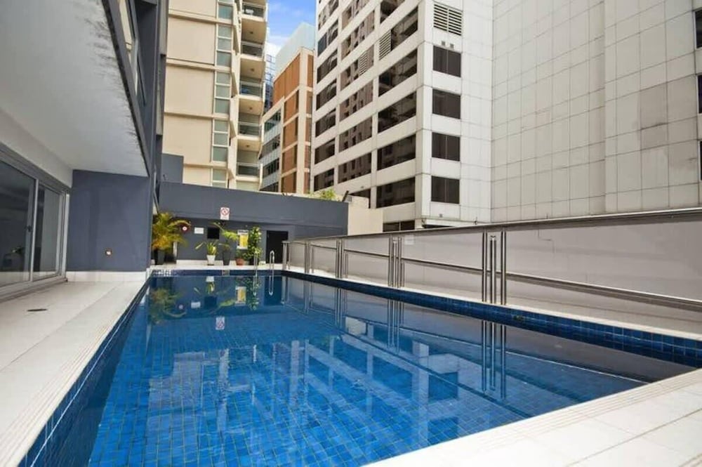 A Comfy & Spacious 2BR Apt Harbour View