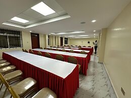 Bijou Hotel Mlolongo