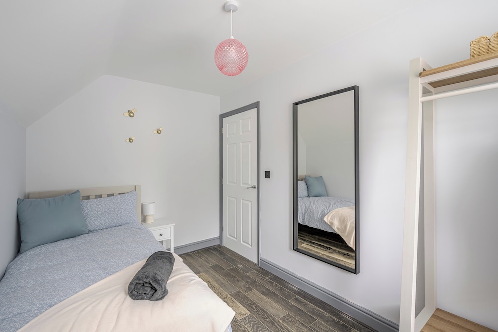 Detached House in Quiet Village - Pets Allowed