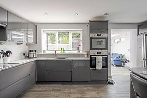 Detached House in Quiet Village - Pets Allowed