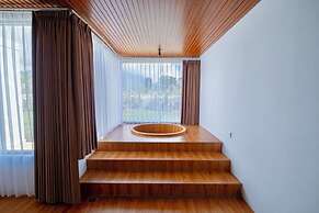 Lake Batur Villa