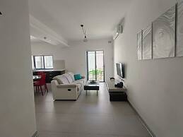 Pembroke Double Room with Private Bath