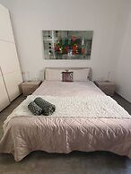 Pembroke Double Room with Private Bath