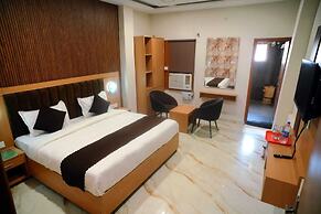 HOTEL DIVINE STAY