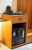PRIVILON HOTEL ISCON