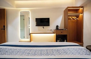 PRIVILON HOTEL ISCON