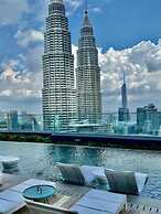 KL Peaceful Suites At KLCC