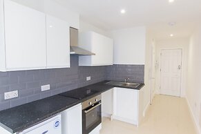 Bridge Road - Room 1