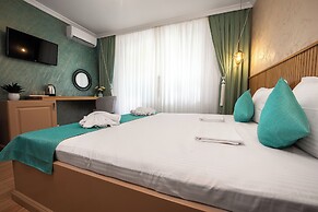 Thaya Rooms