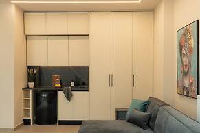 FOS Premium Apartments by halu