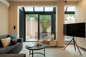 FOS Premium Apartments by halu