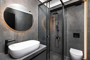 FOS Premium Apartments by halu