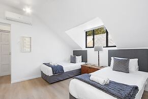 Uptown Retreat