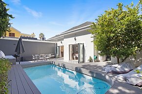 Uptown Retreat