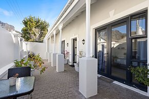 Uptown Retreat