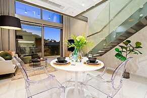 Apartment 307 at 117 on Strand