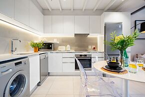 Apartment 307 at 117 on Strand