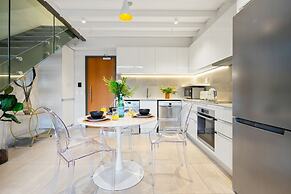 Apartment 307 at 117 on Strand