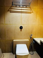 HOTEL COZY INN