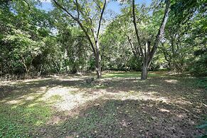 Historic Athens Home With Location & Comfort 3 Bedroom Home