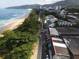 Bed & Beach Hostel Karon
