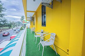 Bed & Beach Hostel Karon