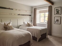 Lower Well Farm House