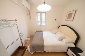 Book and Bed-People's Square