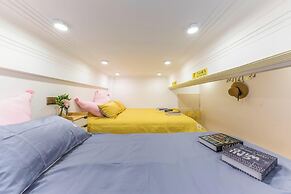 Book and Bed-People's Square