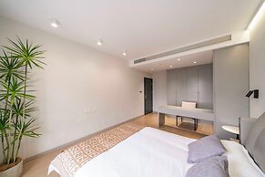 Book and Bed-People's Square