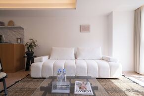 Book and Bed-People's Square