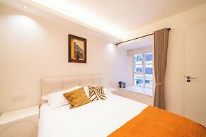 Book and Bed-People's Square