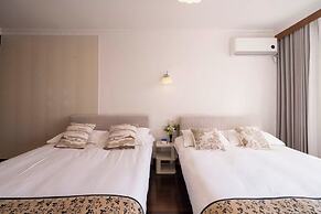 Book and Bed-People's Square