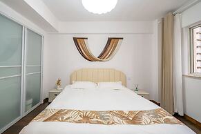 Book and Bed-People's Square