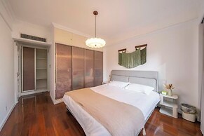 Book and Bed-People's Square