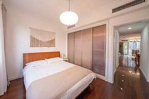 Book and Bed-People's Square