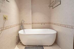 Book and Bed-People's Square