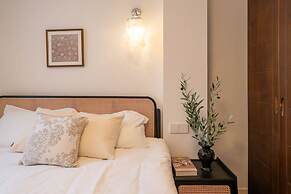 Book and Bed-People's Square