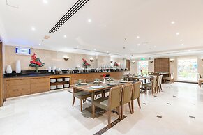 Golden Sands 10 Hotel Apartments