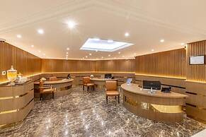 Golden Sands 10 Hotel Apartments
