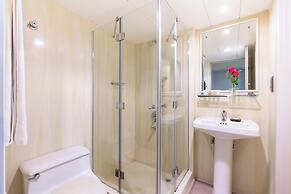 Golden Sands 10 Hotel Apartments