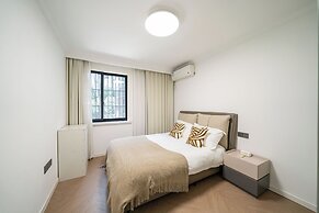 Book and Bed - SML Center